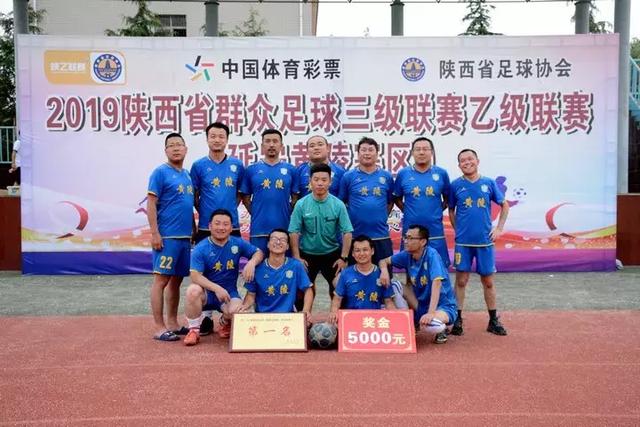 曼联若不能签下霍尔或将考虑引入罗宾逊